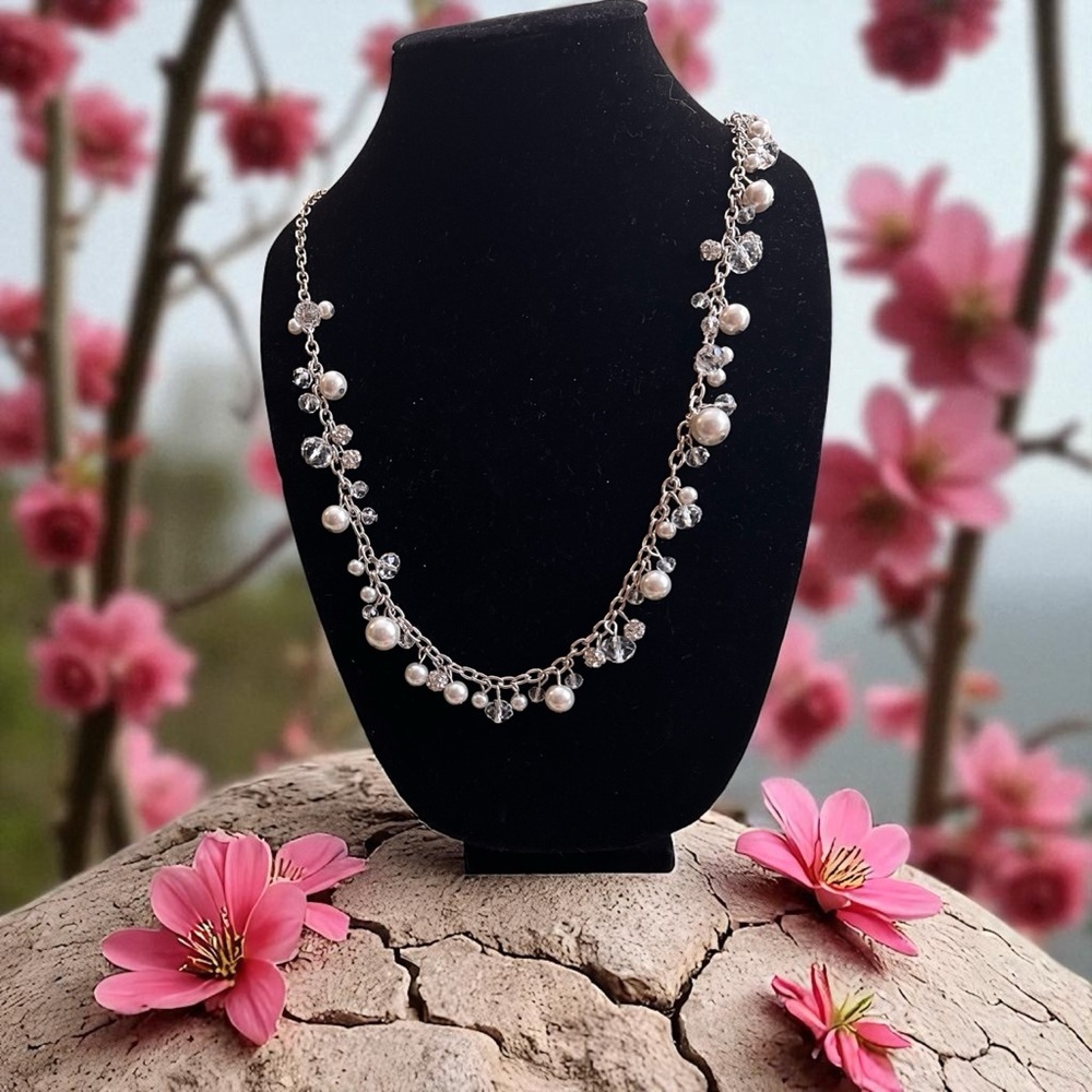Elegant Silver Pearl Necklace